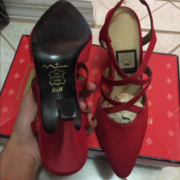 NIB Nina Heels - Picture 4 of 4